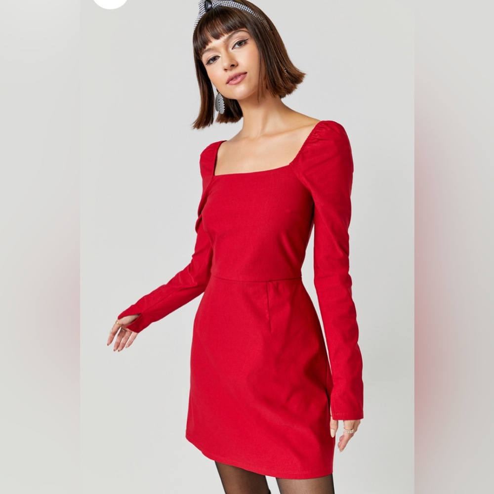 HAZEL SQUARE NECK FLARE MINI DRESS❤️✨